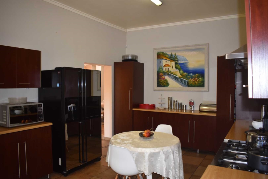 3 Bedroom Property for Sale in Bonza Bay Eastern Cape